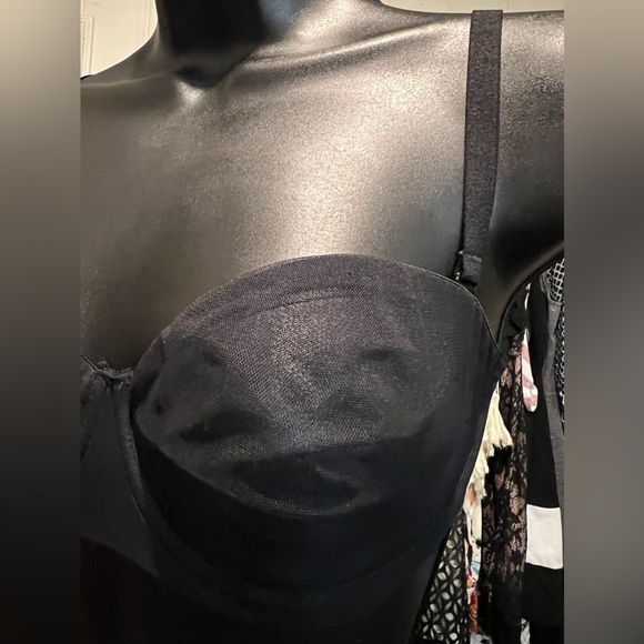 NWT SKIMS Bra 32DD Black - Picture 11 of 11